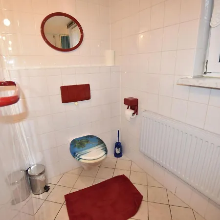 Cozy With Garden In Germany Apartamento Kröpelin